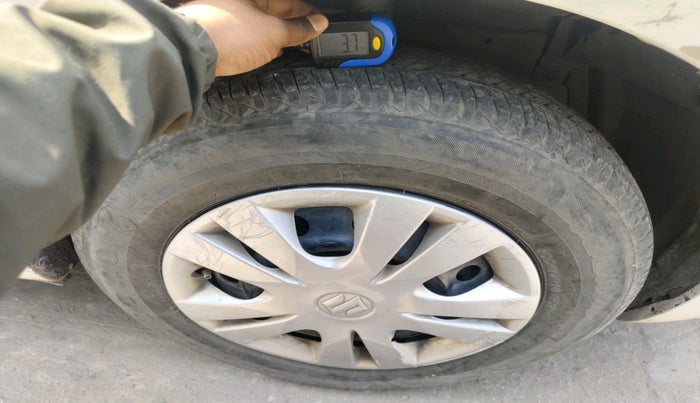 2012 Maruti Swift Dzire VXI, Petrol, Manual, 1,23,882 km, tyre