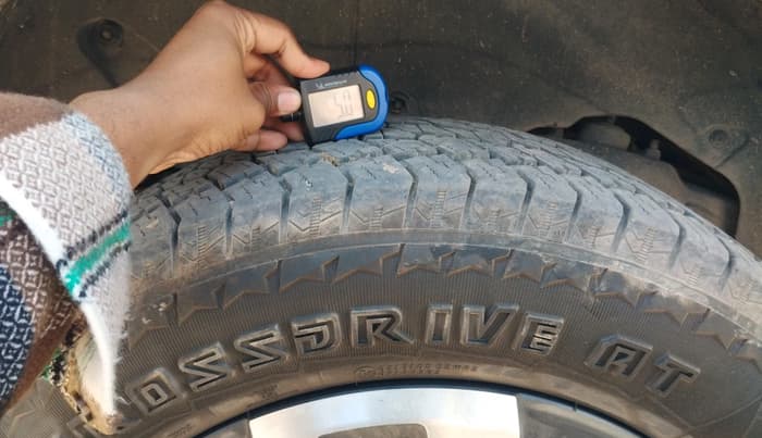 2024 Mahindra Thar Roxx AX7 L Diesel AT 4WD, Diesel, Automatic, 27,450 km, tyre
