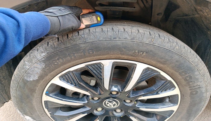 2022 Toyota URBAN CRUISER PREMIUM GRADE AT, Petrol, Automatic, 25,226 km, tyre