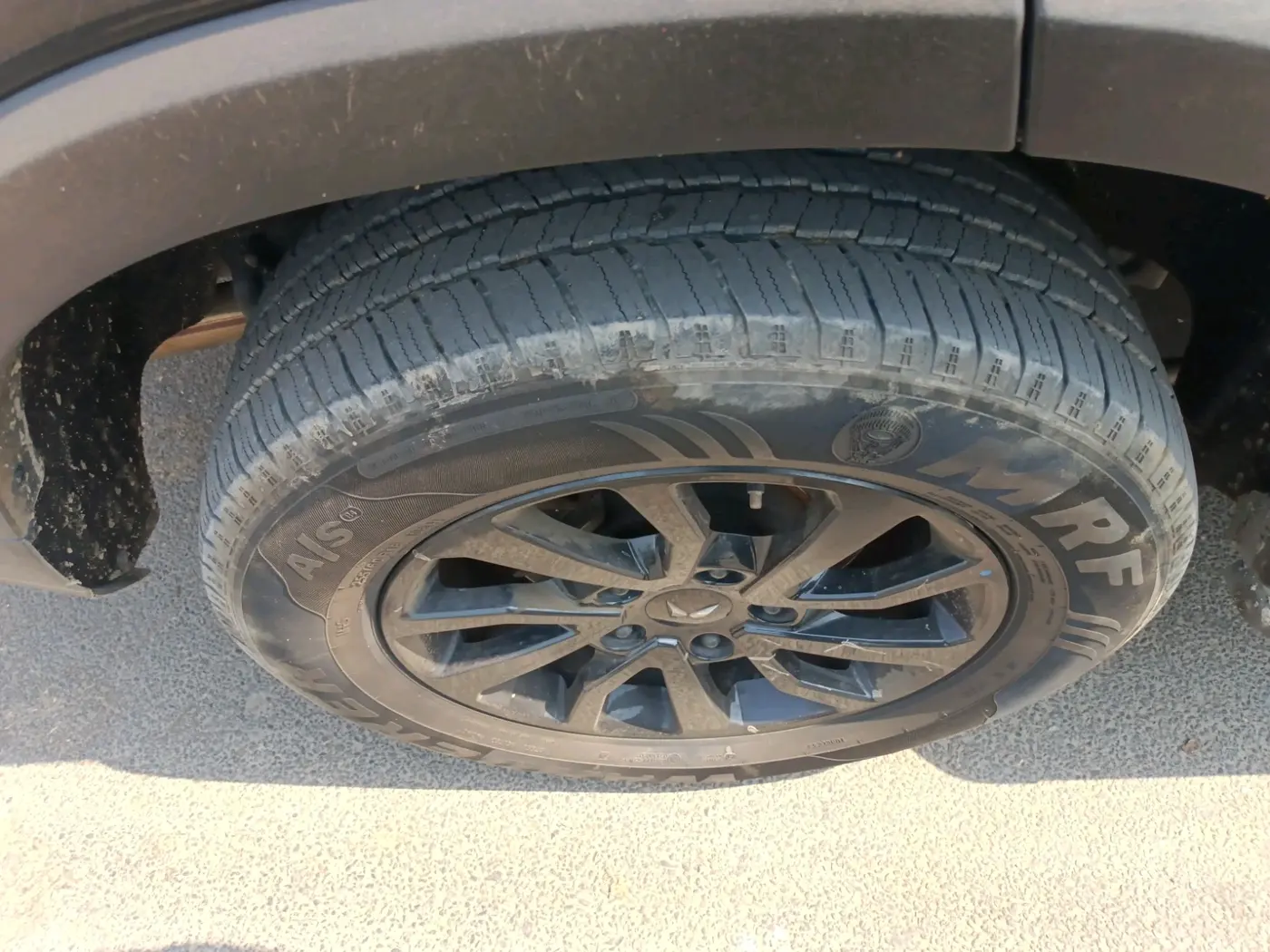 2025 Mahindra SCORPIO-N Z8 L DIESEL AT 2WD 7 STR, Diesel, Automatic, 19,069 km, tyre