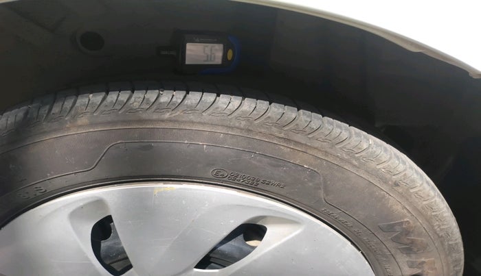 2019 Maruti Celerio VXI CNG, CNG, Manual, 96,239 km, tyre