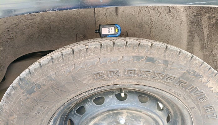 2017 Mahindra TUV300 T6, Diesel, Manual, 1,10,484 km, tyre