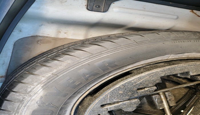 2018 Hyundai Creta E PLUS 1.6 PETROL, Petrol, Manual, 78,987 km, tyre