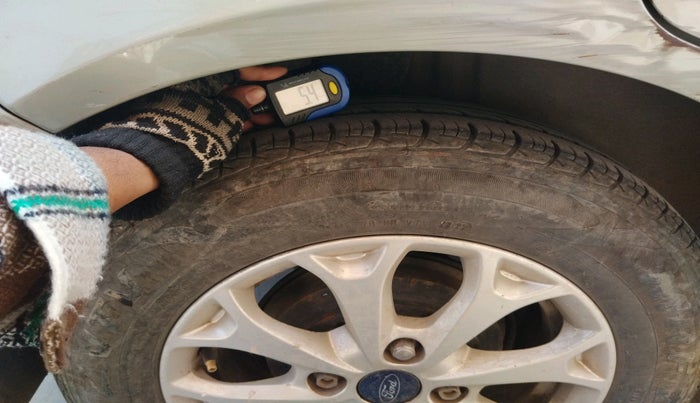 2014 Ford Figo TITANIUM 1.2 PETROL, Petrol, Manual, 82,368 km, tyre