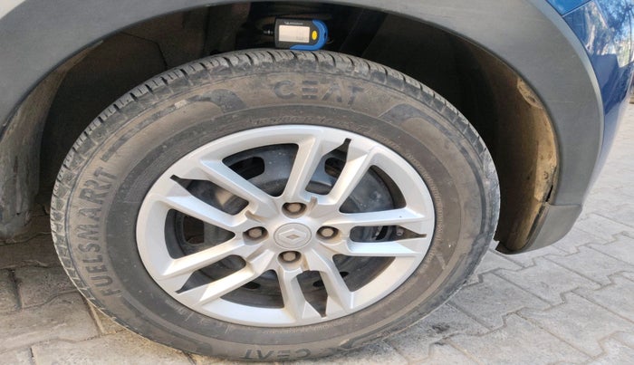 2019 Renault TRIBER RXT, Petrol, Manual, 48,301 km, tyre