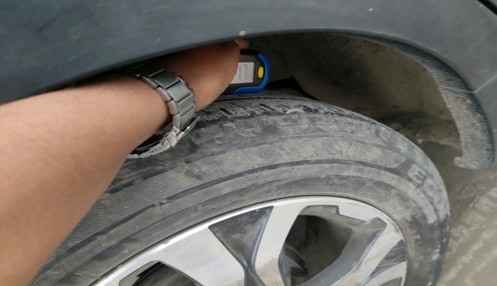 2017 Honda WR-V 1.5L I-DTEC VX MT, Diesel, Manual, 1,35,974 km, tyre