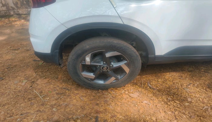 2021 Hyundai VENUE SX 1.0 TURBO IMT, Petrol, Manual, 33,001 km, tyre