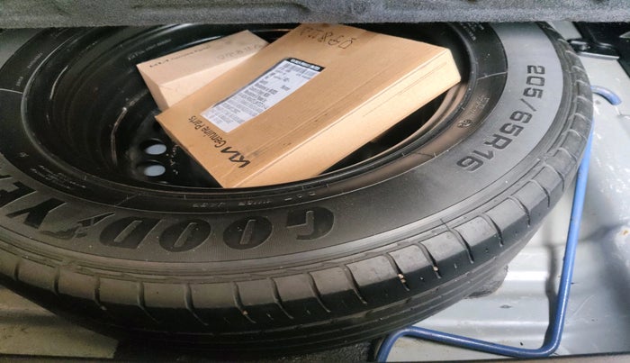 2019 KIA SELTOS HTX PLUS AT1.5 DIESEL, Diesel, Automatic, 1,28,263 km, tyre