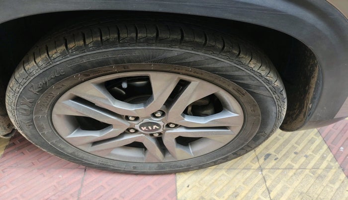 2019 KIA SELTOS HTX PLUS AT1.5 DIESEL, Diesel, Automatic, 1,28,263 km, tyre