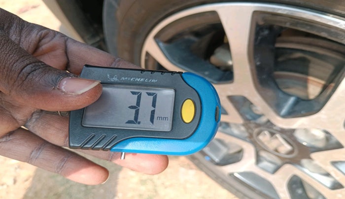 2024 Maruti XL6 ZETA MT, Petrol, Manual, 50,520 km, tyre