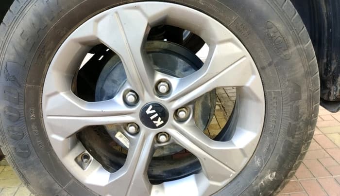 2019 KIA SELTOS HTK PLUS 1.5, Petrol, Manual, 29,000 km, tyre