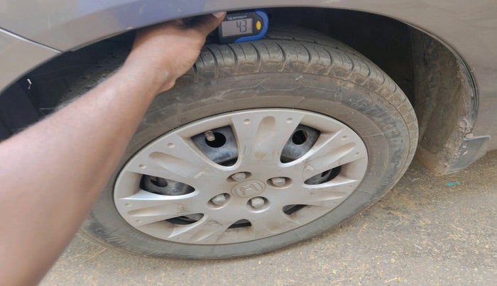 2017 Honda Amaze 1.2L I-VTEC S, Petrol, Manual, 75,839 km, tyre