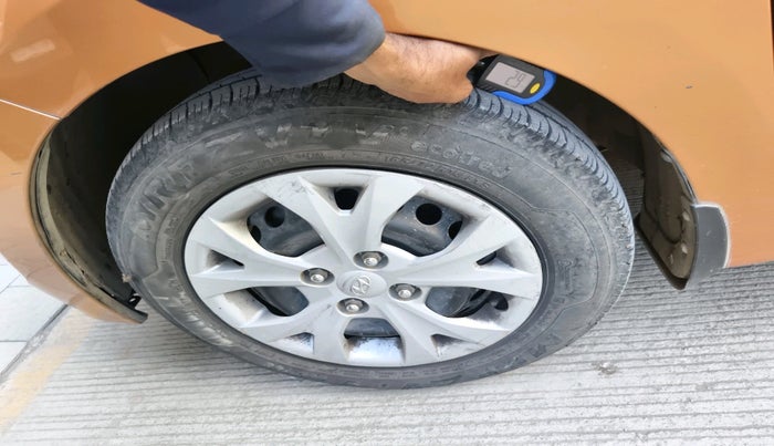 2013 Hyundai Grand i10 SPORTZ 1.2 KAPPA VTVT, Petrol, Manual, 70,722 km, tyre