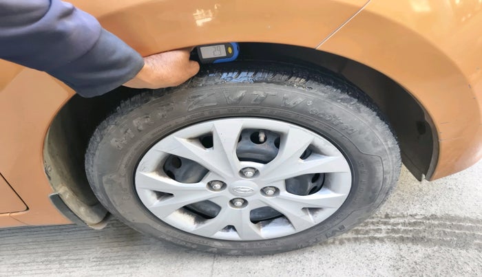 2013 Hyundai Grand i10 SPORTZ 1.2 KAPPA VTVT, Petrol, Manual, 70,722 km, tyre