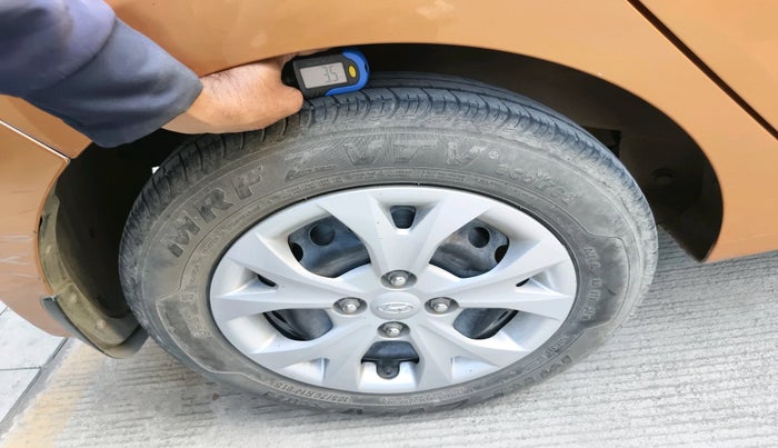 2013 Hyundai Grand i10 SPORTZ 1.2 KAPPA VTVT, Petrol, Manual, 70,722 km, tyre