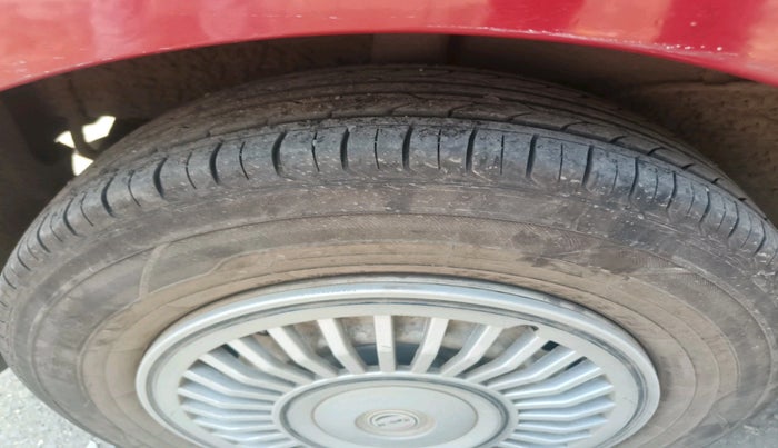 2019 Hyundai NEW SANTRO MAGNA, CNG, Manual, 70,757 km, tyre