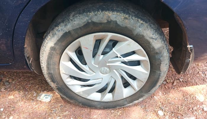 2021 Maruti Ertiga VXI CNG, CNG, Manual, 67,986 km, tyre