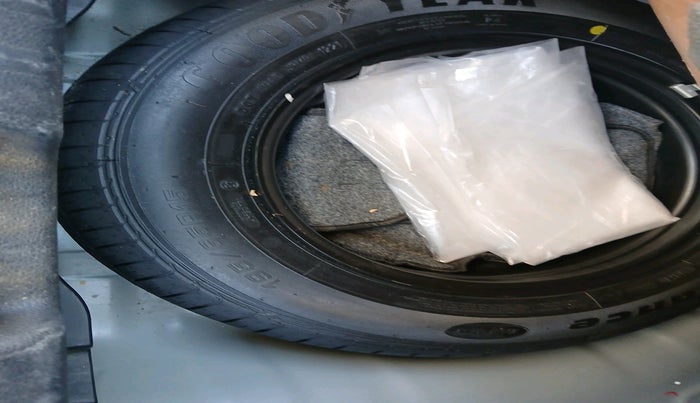 2021 KIA SONET HTX 1.0 IMT, Petrol, Manual, 46,902 km, tyre