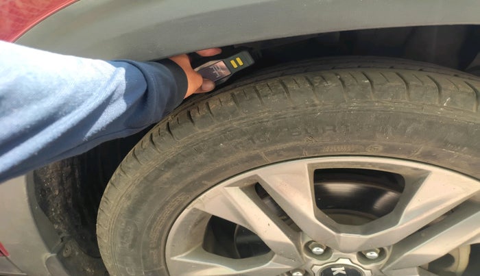 2019 KIA SELTOS HTX 1.5 PETROL, Petrol, Manual, 28,000 km, tyre