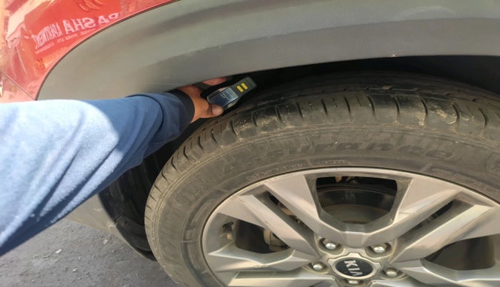 2019 KIA SELTOS HTX 1.5 PETROL, Petrol, Manual, 28,000 km, tyre