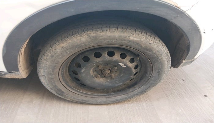 2022 Tata NEXON XM SUNROOF DIESEL, Diesel, Manual, 1,27,433 km, tyre