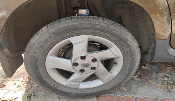 2015 Renault Duster 110 PS RXZ DIESEL, Diesel, Manual, 86,935 km, tyre