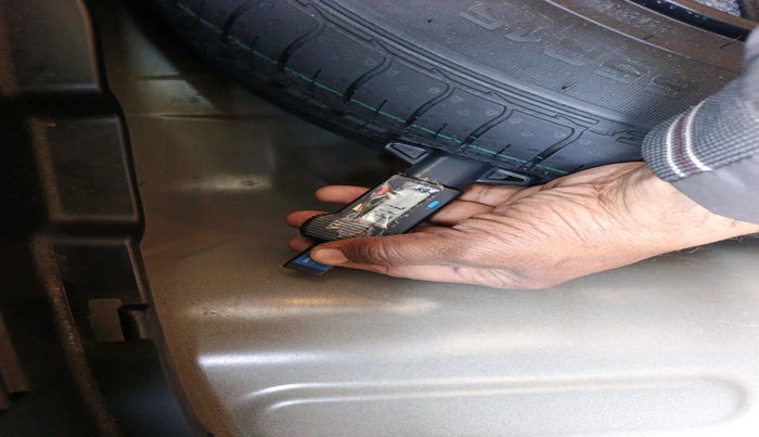 2021 KIA SONET HTX 1.0 IMT, Petrol, Manual, 54,000 km, tyre