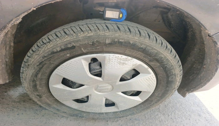 2023 Maruti Alto K10 VXI, Petrol, Manual, 27,579 km, tyre