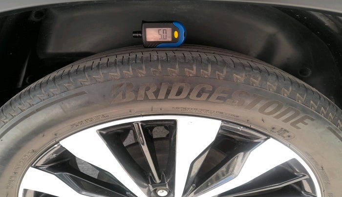 2023 Honda ELEVATE ZX CVT, Petrol, Automatic, 29,440 km, tyre