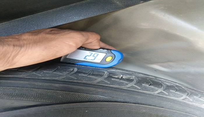 2017 Maruti Baleno DELTA PETROL 1.2, Petrol, Manual, 75,288 km, tyre