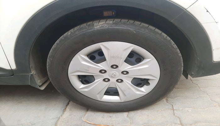 2017 Hyundai Creta E PLUS 1.4 DIESEL, Diesel, Manual, 60,265 km, tyre