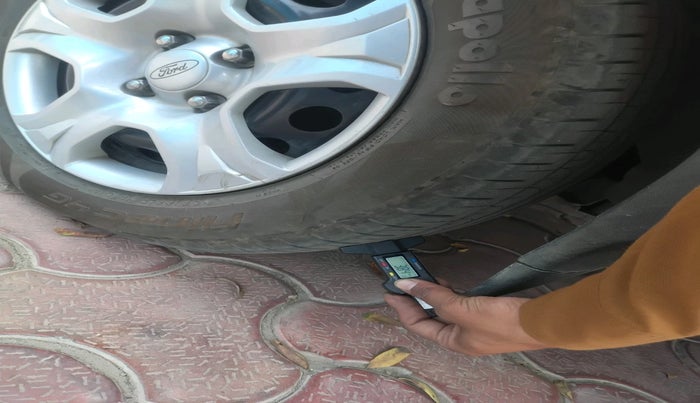 2016 Ford Ecosport AMBIENTE 1.5L DIESEL, Diesel, Manual, 1,41,540 km, tyre