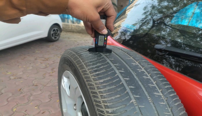 2016 Ford Ecosport AMBIENTE 1.5L DIESEL, Diesel, Manual, 1,41,540 km, tyre