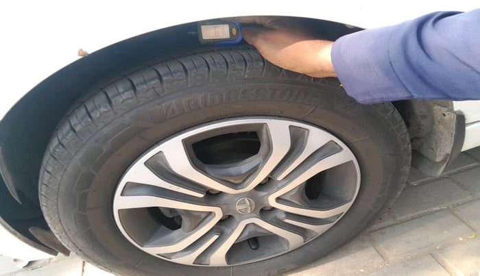 2023 Tata Tiago XT CNG, CNG, Manual, 1,28,264 km, tyre