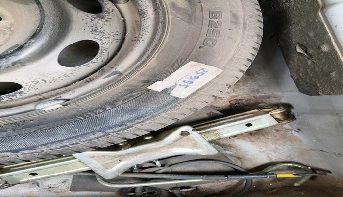 2014 Tata Zest XT PETROL, Petrol, Manual, 89,049 km, tyre