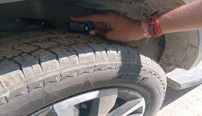 2024 Mahindra Thar Roxx  AX7 L Diesel MT 2WD, Diesel, Manual, 14,649 km, tyre