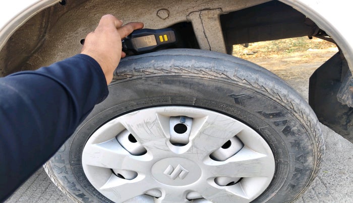 2023 Maruti Eeco 5 STR AC CNG, CNG, Manual, 46,334 km, tyre