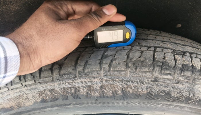 2023 Mahindra SCORPIO-N Z4 PETROL AT 7 STR, Petrol, Automatic, 47,746 km, tyre