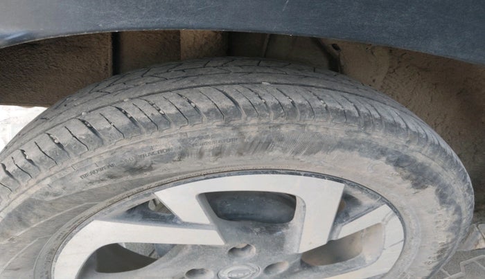 2023 Nissan MAGNITE XV MT, Petrol, Manual, 40,462 km, tyre