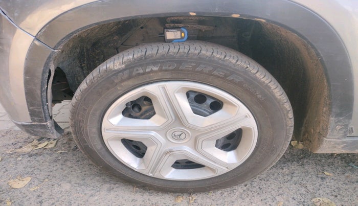 2018 Maruti Vitara Brezza VDI, Diesel, Manual, 1,20,342 km, tyre