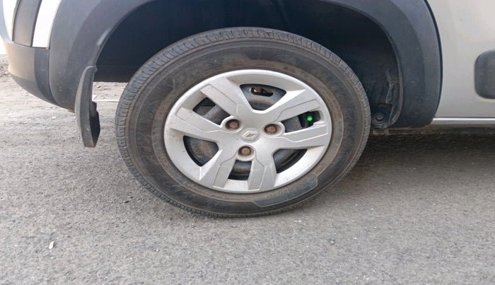 2016 Renault Kwid RXT 0.8, Petrol, Manual, 62,957 km, tyre