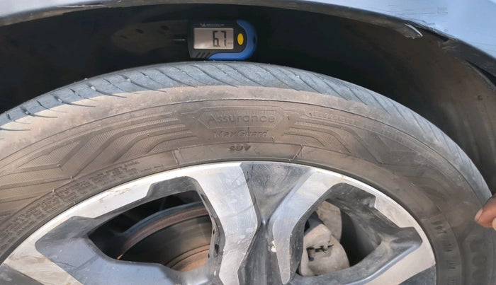 2017 Honda WR-V 1.5L I-DTEC VX MT, Diesel, Manual, 2,31,893 km, tyre