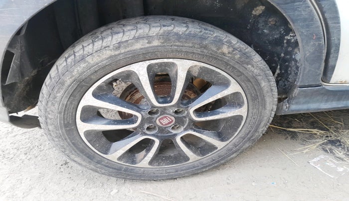 2017 Fiat URBAN CROSS ACTIVE MULTIJET, Diesel, Manual, 26,606 km, tyre