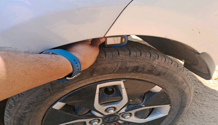 2015 Hyundai Xcent S 1.2, Petrol, Manual, 63,188 km, tyre