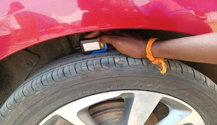 2015 Hyundai Elite i20 ASTA 1.4 CRDI, Diesel, Manual, 1,43,011 km, tyre