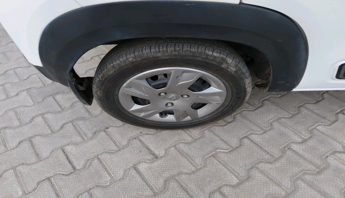 2020 Renault Kwid RXT 1.0 (O), Petrol, Manual, 80,694 km, tyre