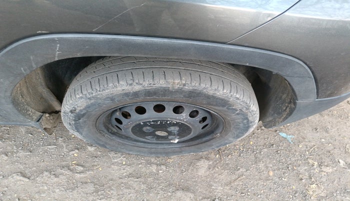 2022 Tata PUNCH PURE MT, Petrol, Manual, 79,246 km, tyre