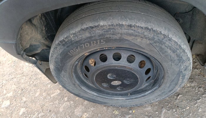 2022 Tata PUNCH PURE MT, Petrol, Manual, 79,246 km, tyre