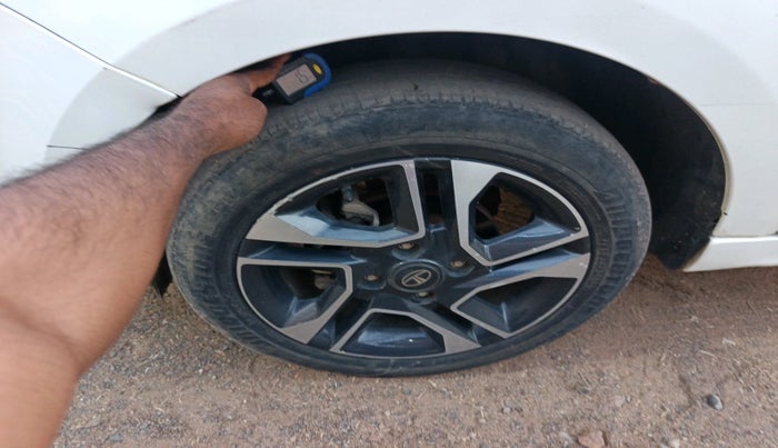 2019 Tata TIGOR XZ PLUS PETROL, Petrol, Manual, 24,689 km, tyre