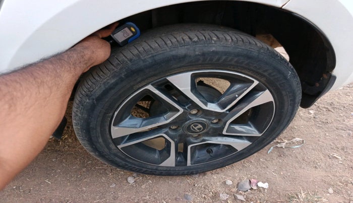 2019 Tata TIGOR XZ PLUS PETROL, Petrol, Manual, 24,689 km, tyre